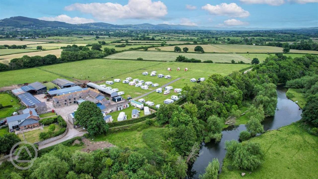 Abbey Farm Luxury Glamping Hotel Rhuddlan Kültér fotó