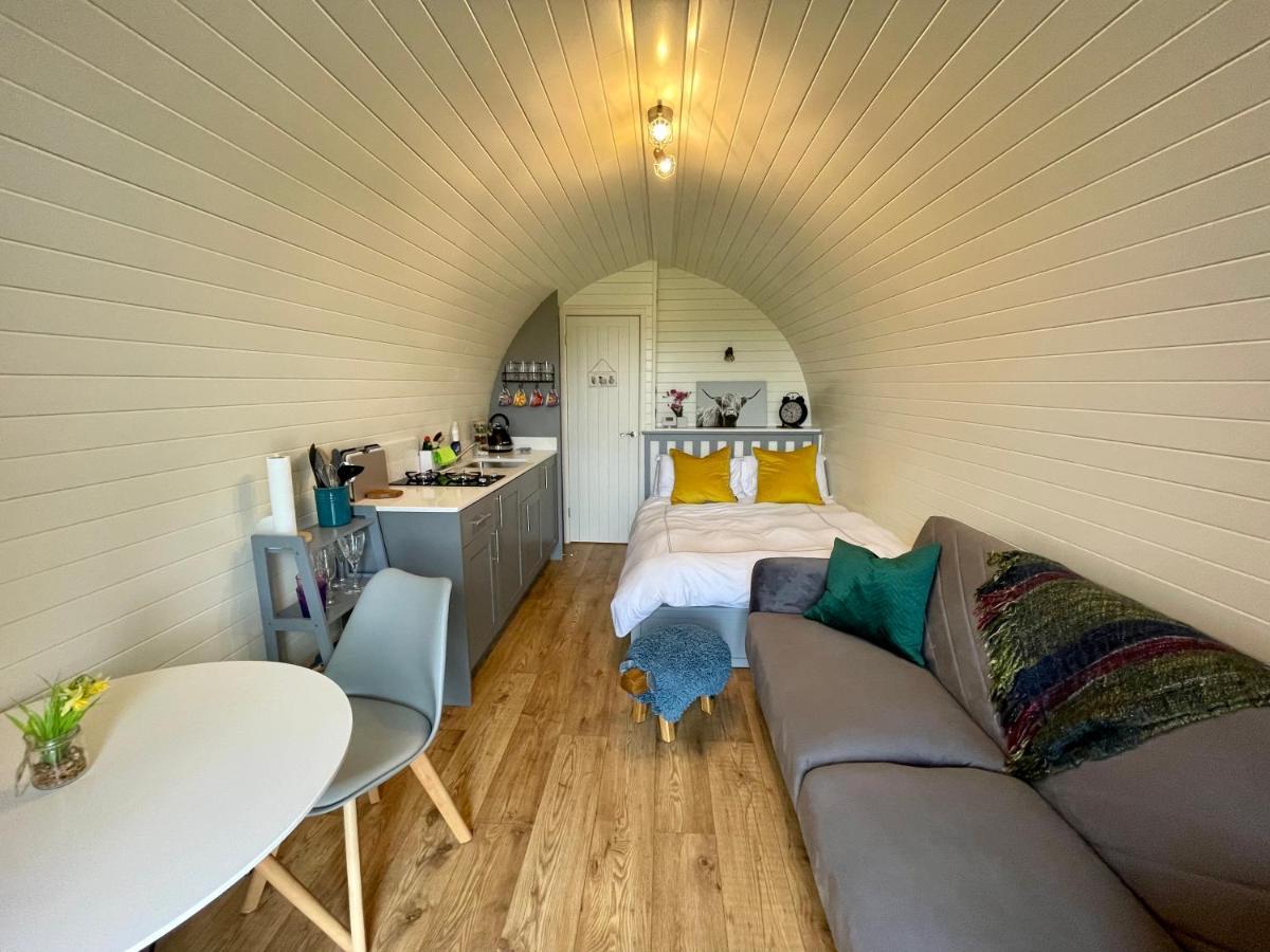 Abbey Farm Luxury Glamping Hotel Rhuddlan Kültér fotó